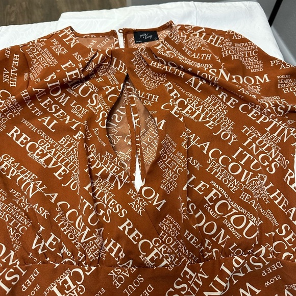 Orange Tie Front Relaxed Blouse - Picture 6 of 9